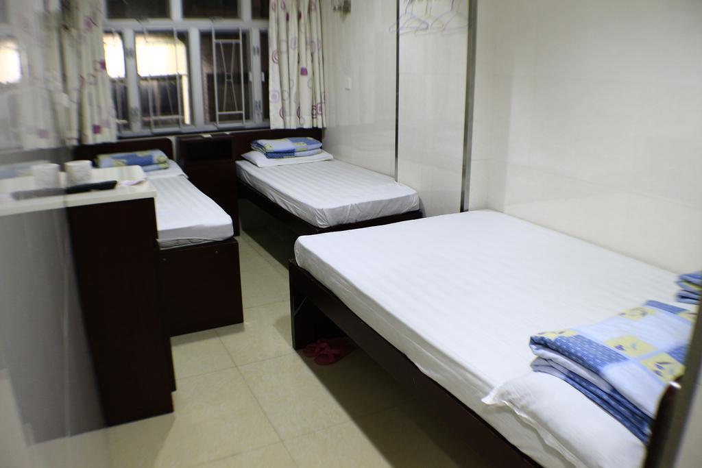 Loi Loi Guest House Гонконг Номер фото